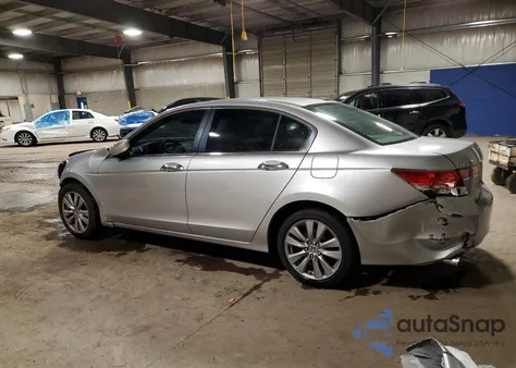 2012 Honda Accord Exl z USA, uszkodzony, nr VIN 1HGCP3F81CA015145